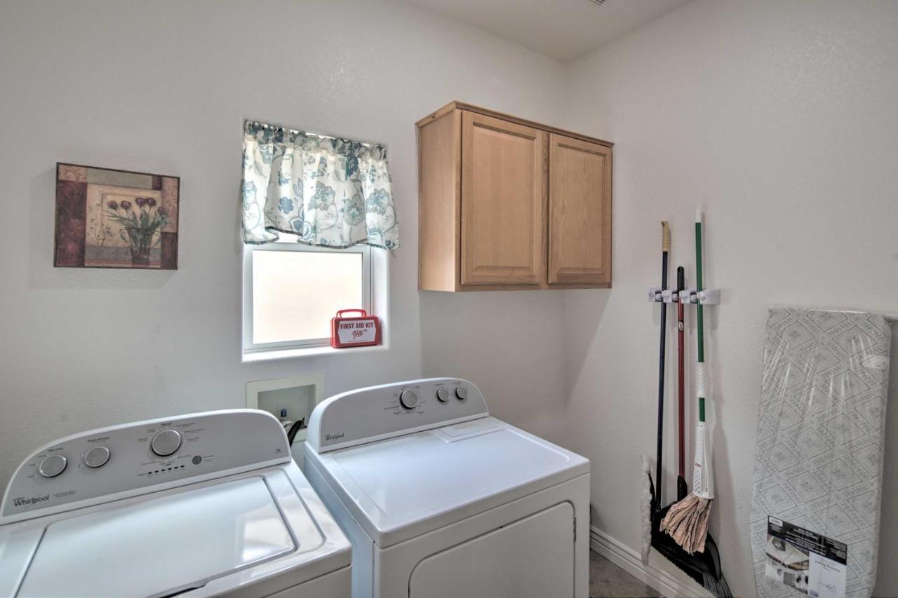 Desert Condo With Pool About 3 Miles To Colorado River! Bullhead City Ngoại thất bức ảnh